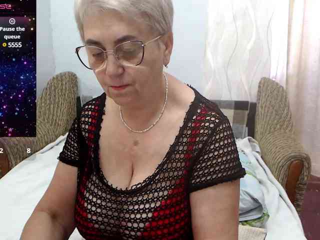 LedyMargaret webcam