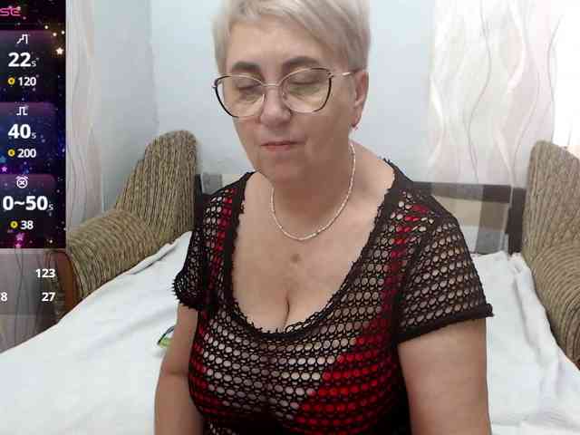 LedyMargaret webcam