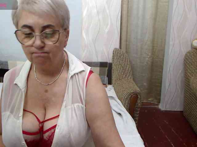 LedyMargaret webcam