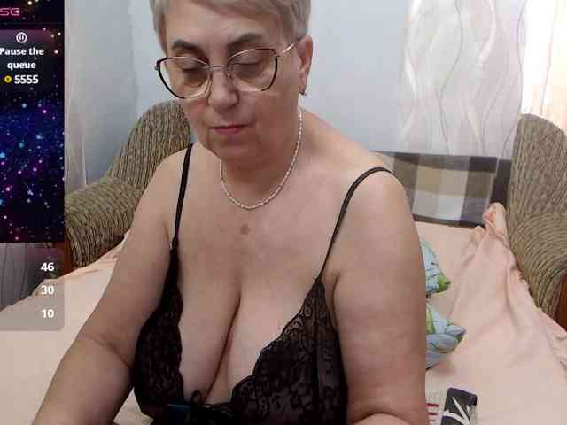 LedyMargaret webcam
