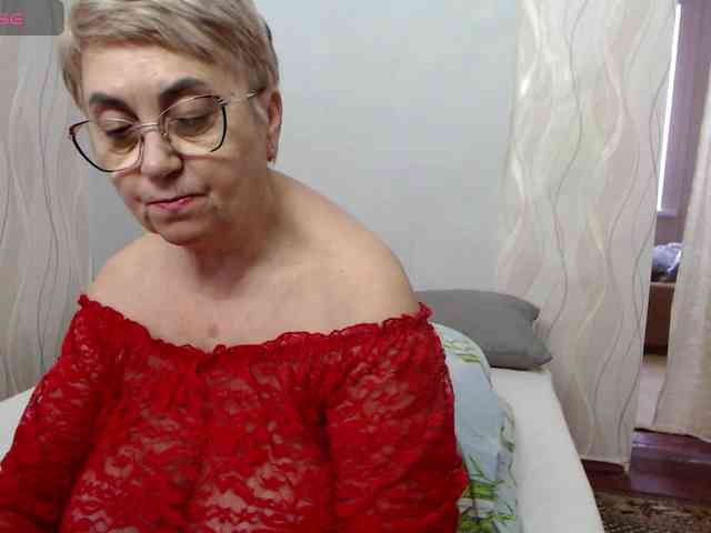 LedyMargaret webcam