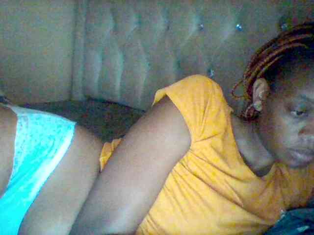 raniacute Live Webcam on BongaCams