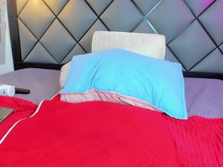 Ella-kelly's Live Webcam