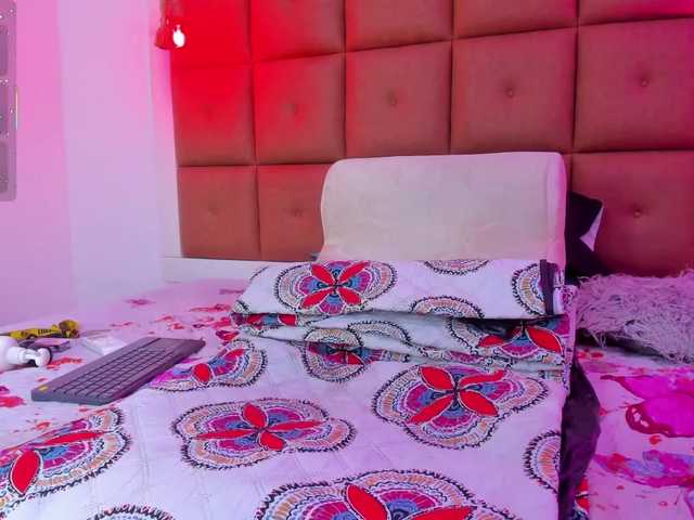  Ella-kelly chat room