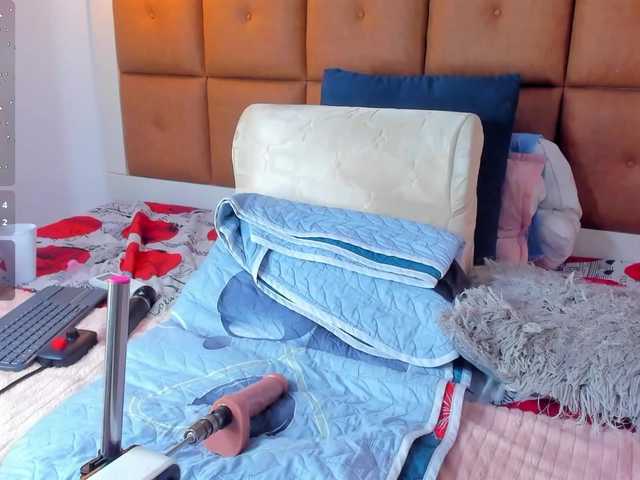 Ella-kelly's BongaCams show and profile