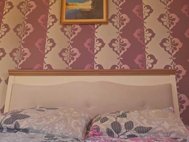 AlejandraDelane's BongaCams show and profile