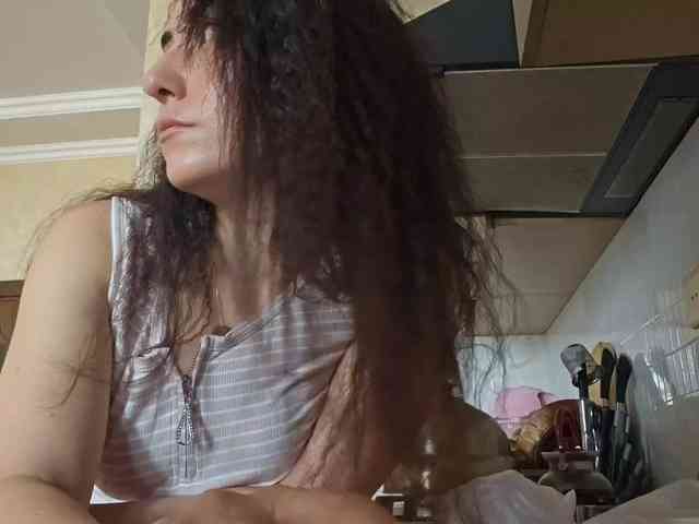 AlejandraDelane webcam