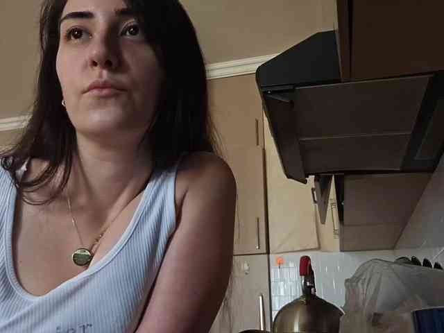 AlejandraDelane webcam