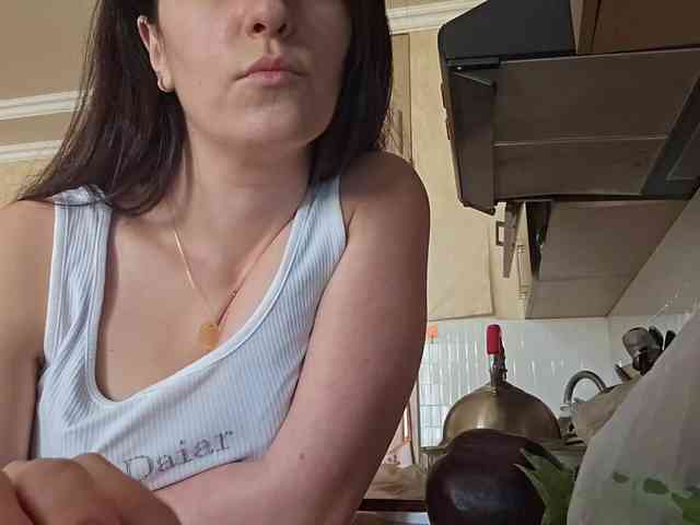 AlejandraDelane webcam