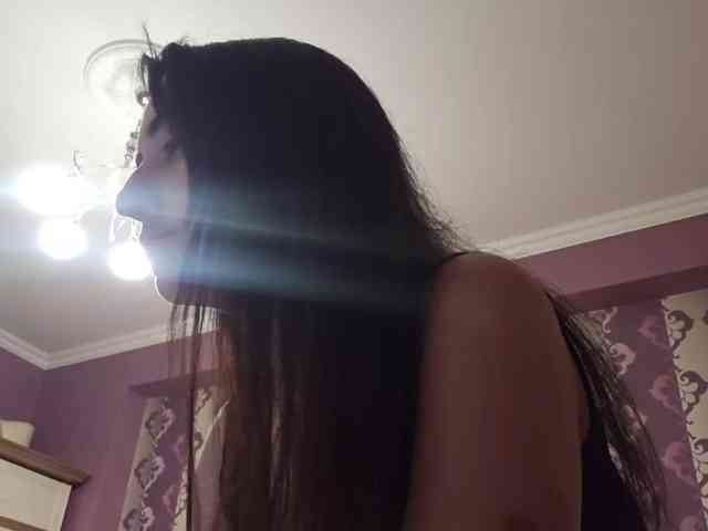AlejandraDelane webcam