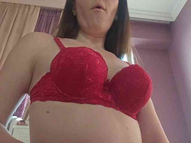 AlejandraDelane webcam