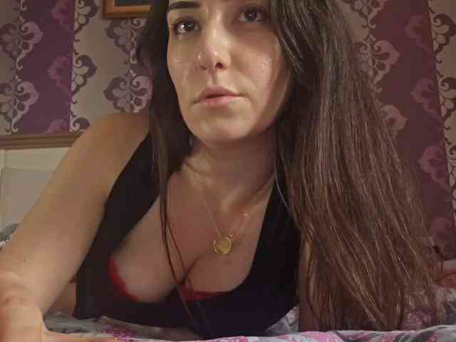 AlejandraDelane webcam