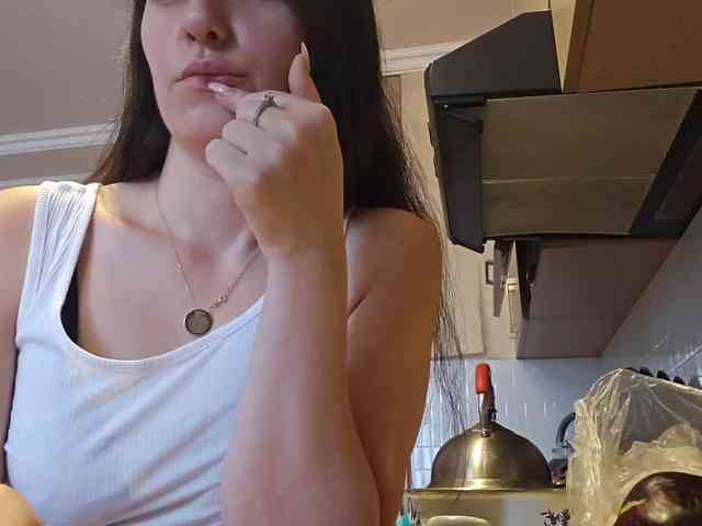 AlejandraDelane webcam