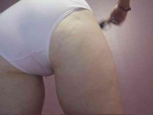 AlejandraDelane webcam