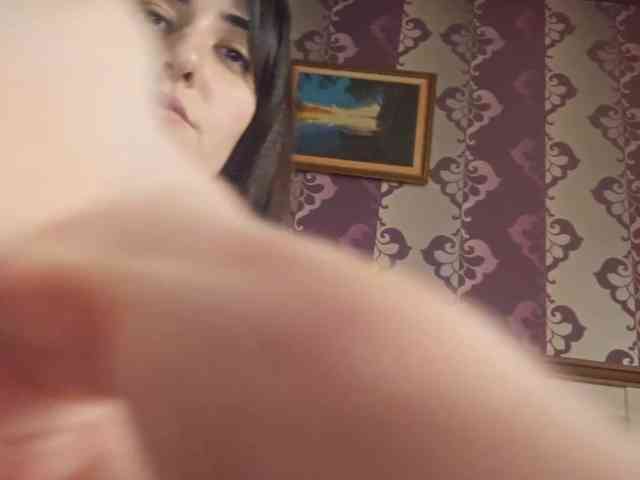 AlejandraDelane webcam