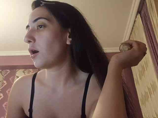 AlejandraDelane webcam