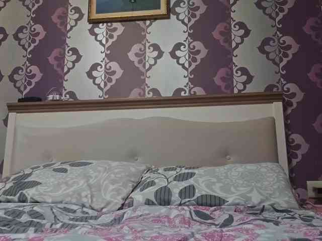 AlejandraDelane webcam