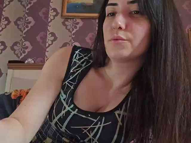 AlejandraDelane webcam