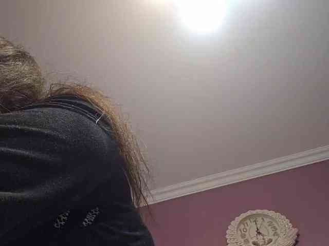 AlejandraDelane webcam