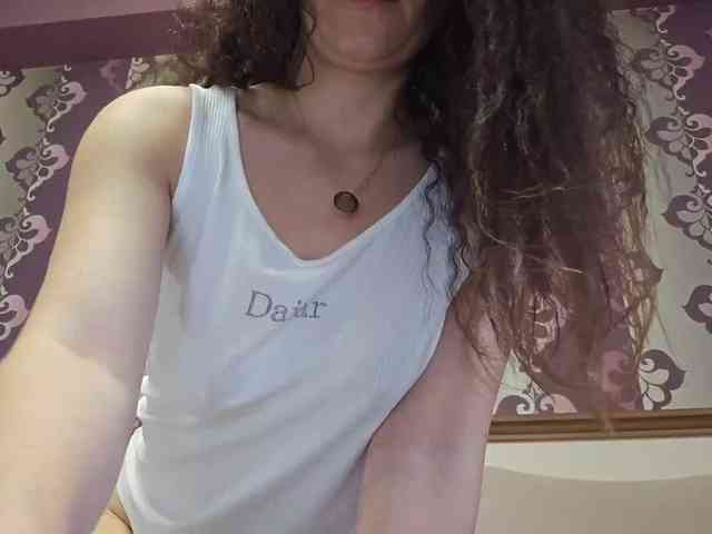 AlejandraDelane webcam