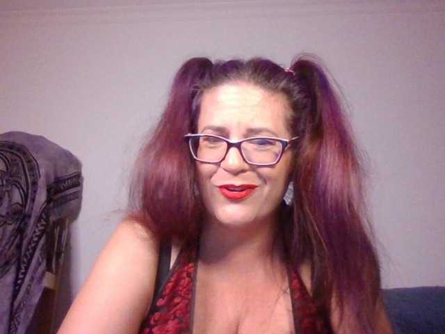 KinkyCorina