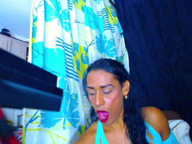 lexxa-brown Live Webcam on BongaCams