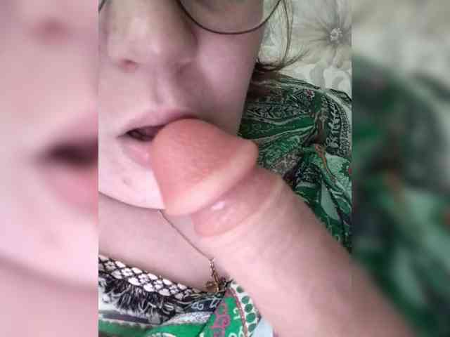 charming-Rina webcam