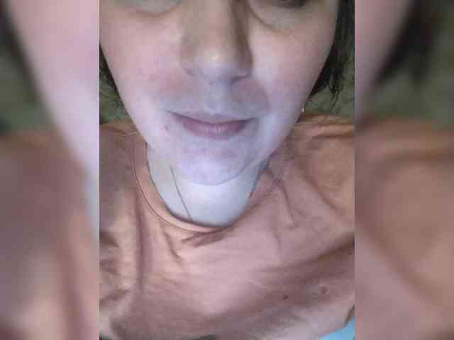 charming-Rina webcam