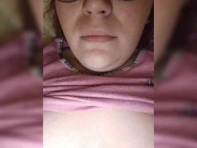 charming-Rina webcam