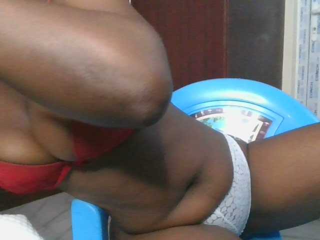 Joankein webcam bongacams model stream image