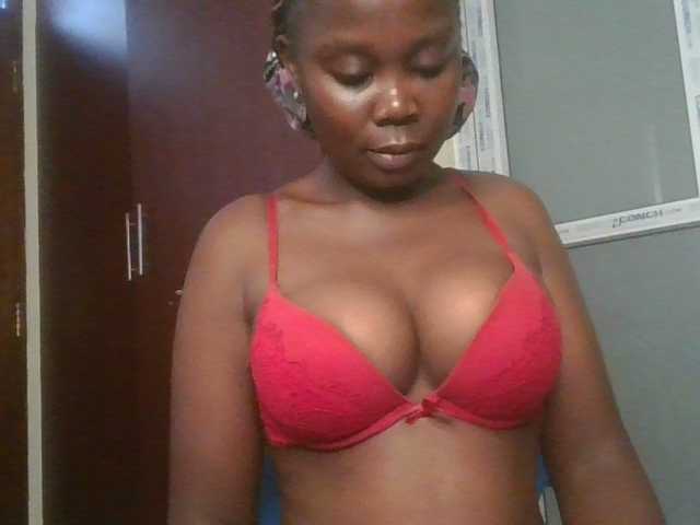 Joankein webcam bongacams model stream image