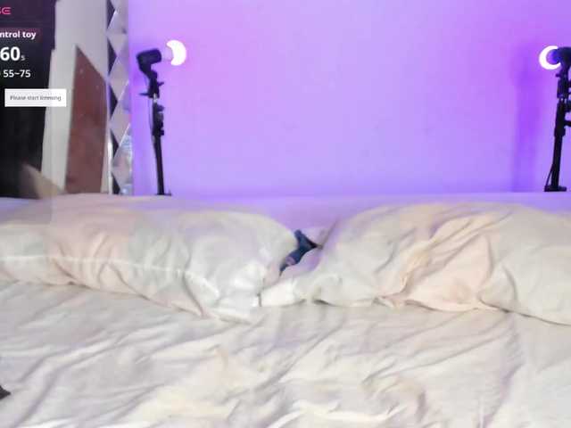 le modèle Vittoria_Hills est en webcam porno dans un show sur le site bongacams, il possède les tags suivants: Ebony,Brunette,Shaved