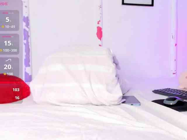 LauryHills webcam