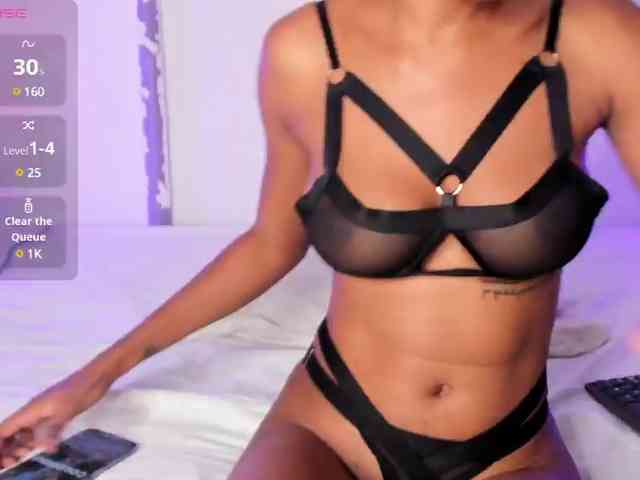 LauryHills webcam