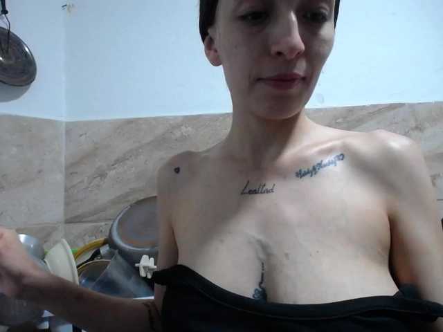 bulmaamilk's BongaCams show and profile