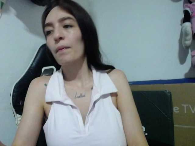 bulmaamilk's BongaCams show and profile