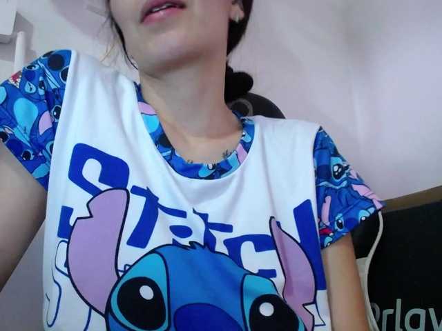 bulmaamilk's BongaCams show and profile