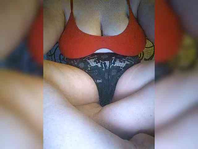 Aluna1999 webcam