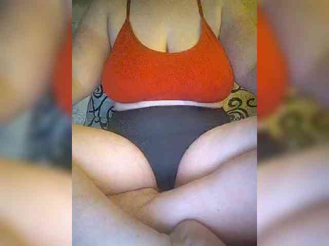 Aluna1999 webcam
