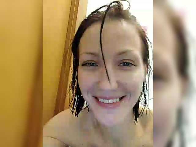 Lizabn's BongaCams show and profile