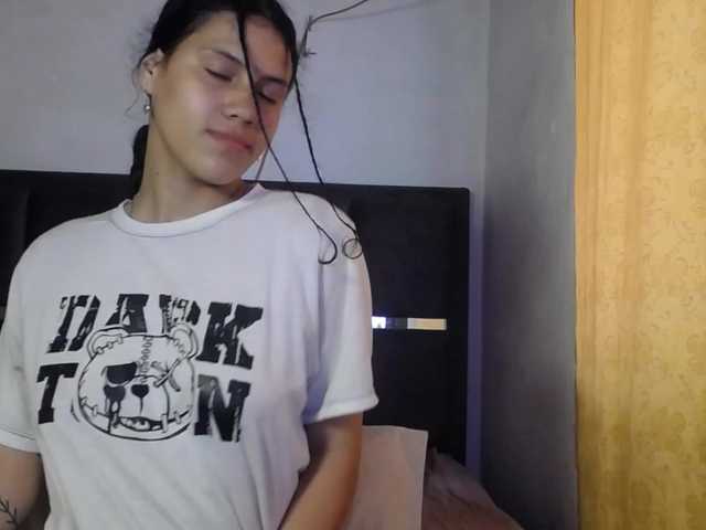 realshy-Stepsis's BongaCams show and profile