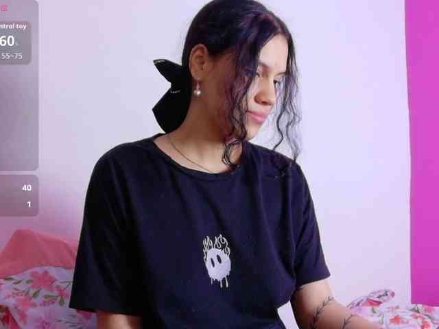 realshy-Stepsis Live Webcam on BongaCams