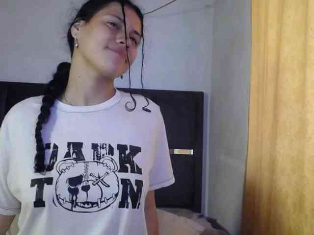 realshy-Stepsis Live Webcam on BongaCams