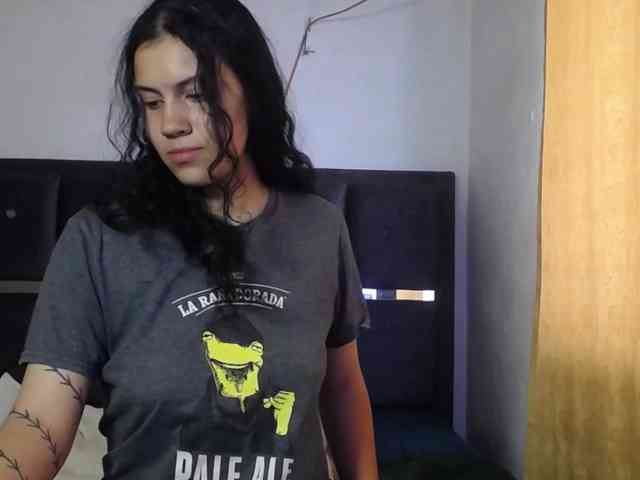 realshy-Stepsis Live Webcam on BongaCams