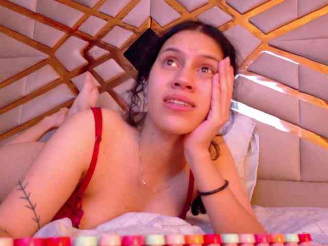 realshy-Stepsis Live Webcam on BongaCams