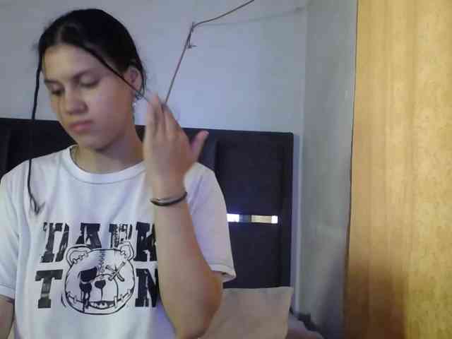 realshy-Stepsis Live Webcam on BongaCams