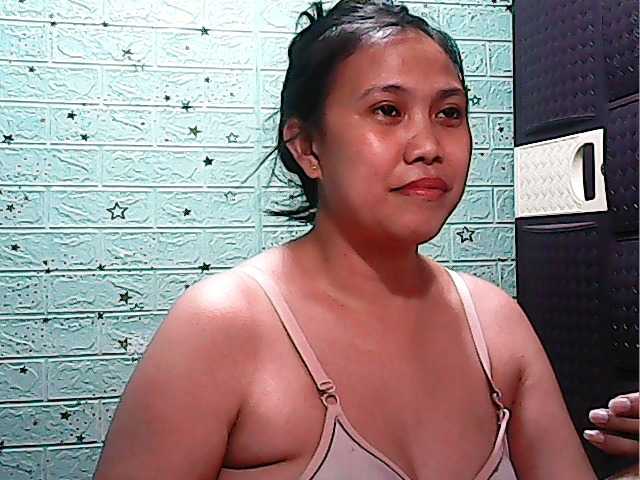 Aliceyu's BongaCams show and profile