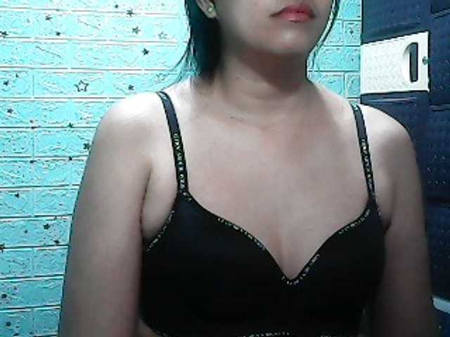 Aliceyu's BongaCams show and profile