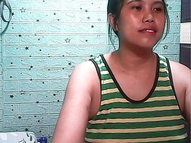 Aliceyu's BongaCams show and profile