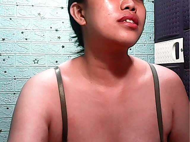 Aliceyu's BongaCams show and profile